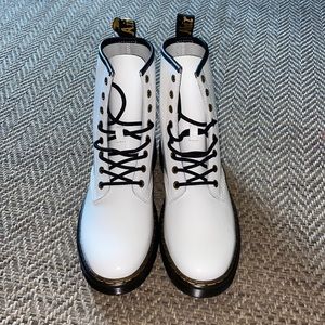 NWOT doc martens